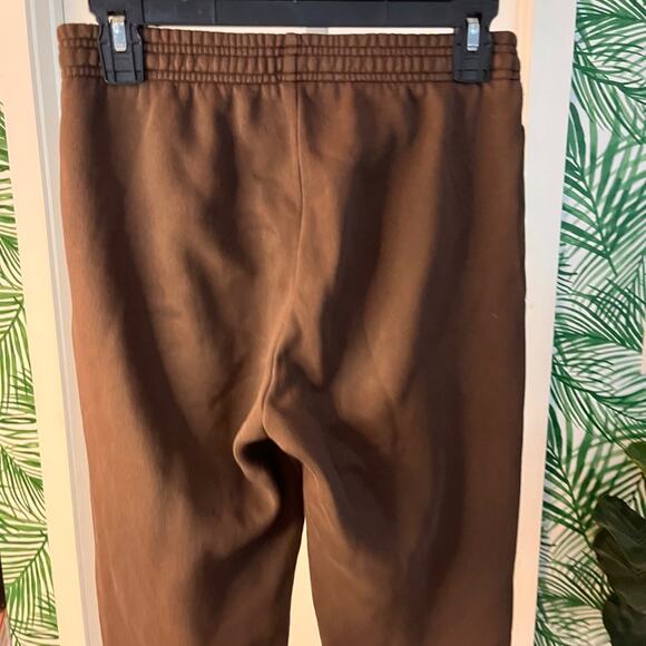 Aritzia TNA Brown Sweatfleece Boyfriend Fit Joggers XS - Picture 6 of 12
